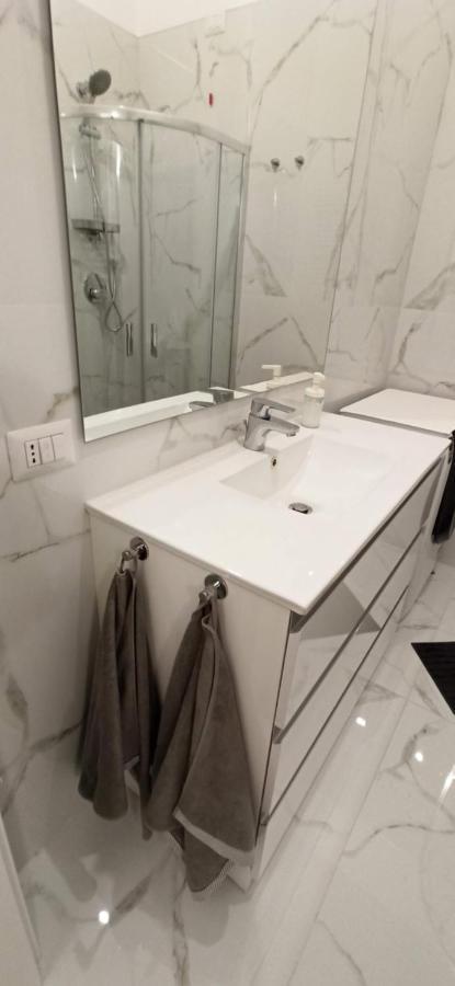 Luxury House Lupetta 3 Apartment Милано Екстериор снимка