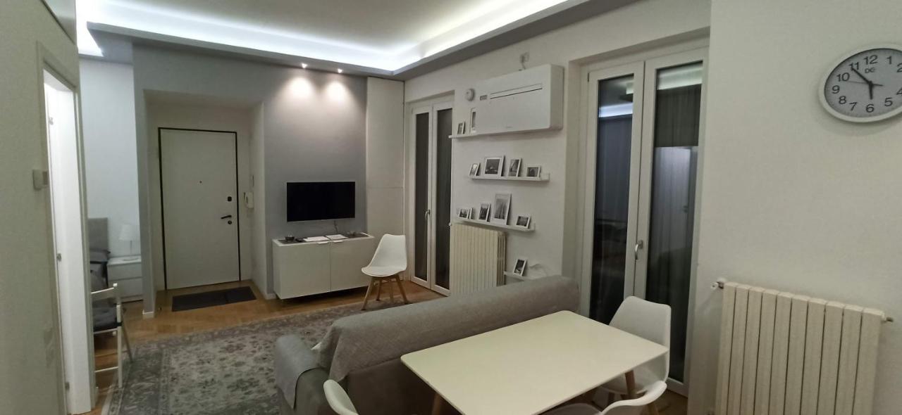 Luxury House Lupetta 3 Apartment Милано Екстериор снимка